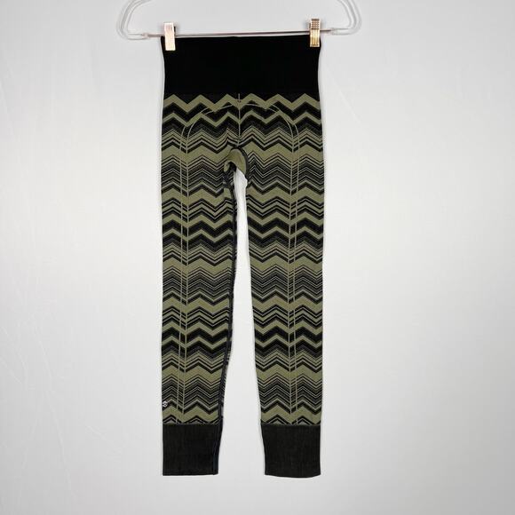 Lululemon Womens 2 Ebb To Street Pant Heathered Fatigue Green Chevron Jacquard - Picture 2 of 8